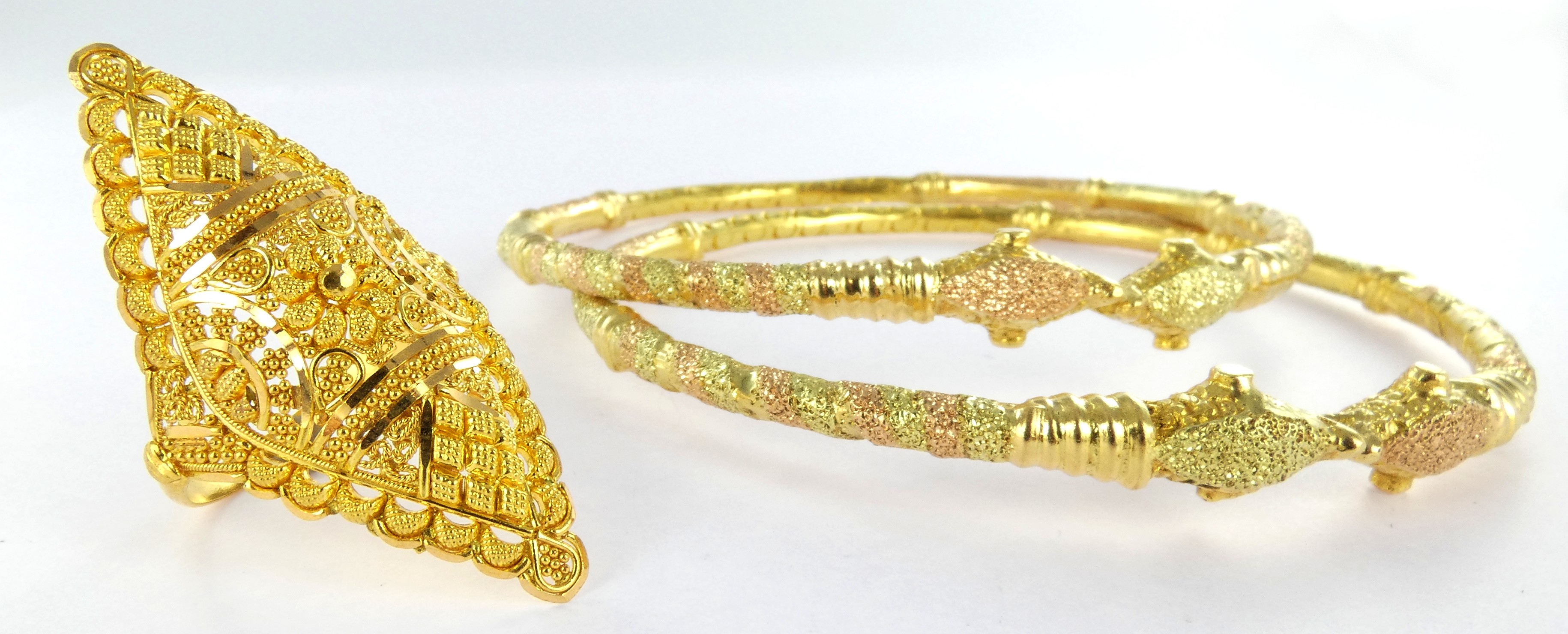 Lot 20 — 1 Bracelet Or 750 mil. Non poinçonné, 34.3g, 1 Bracelet Or 7