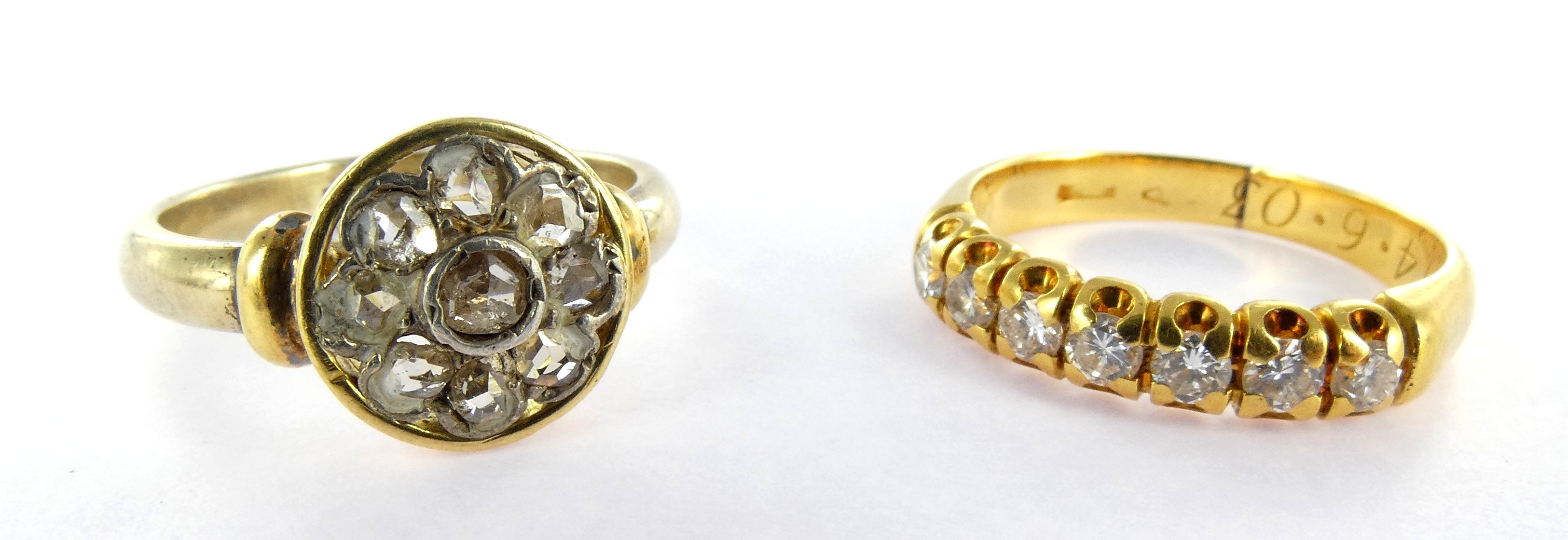 Lot 23 — 1 Bague Or 750 mil. Non poinçonnée, sertie de roses, T 53, 5